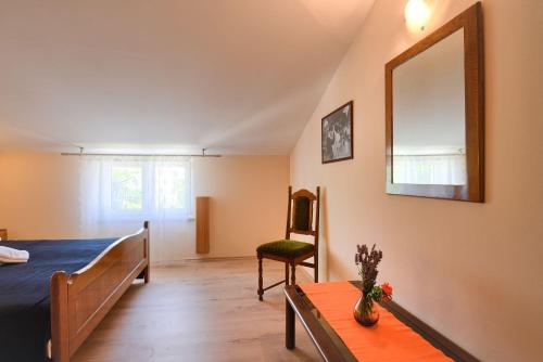 Charmantes Apartment nur 800 Meter zum Strand mit Pool, Grillbereich, Waschmaschine