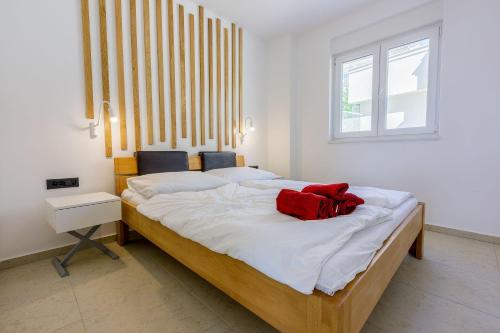 Beeindruckendes Apartment nur 500 Meter zum Strand mit Meerblick, Sauna, Gym, Pool