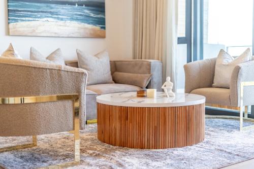Χώρος καθιστικού στο Plett Quarter Apartments
