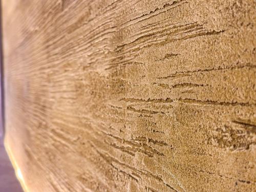 a close up of a piece of wood with scratches at Luna Studios Zillertal in Hippach