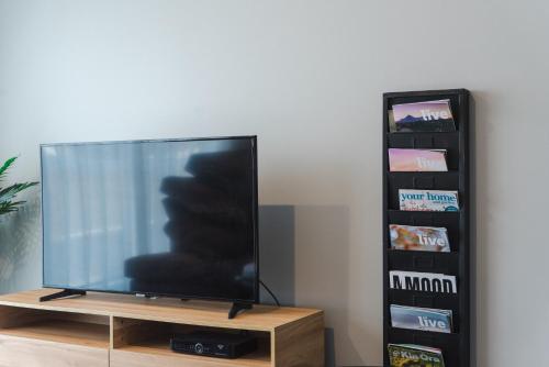 Televisyen dan/atau pusat hiburan di The Residence