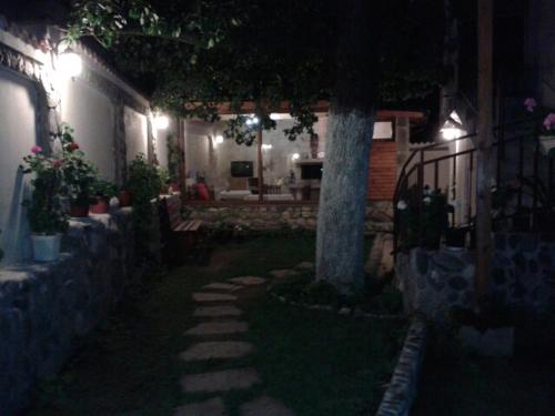 Zahrada ubytování Dariya Guest House