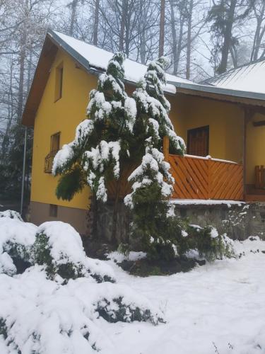 Chata nad kúpaliskom