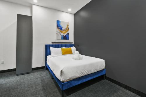 Lift Hotel Image