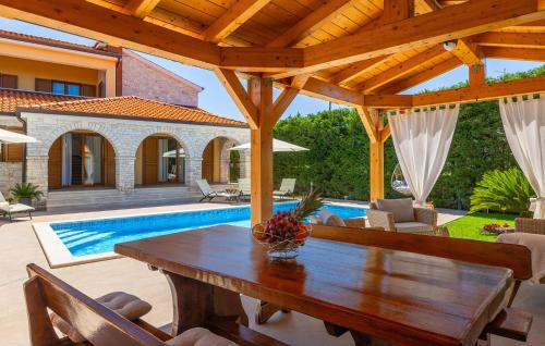 Villa Aurora