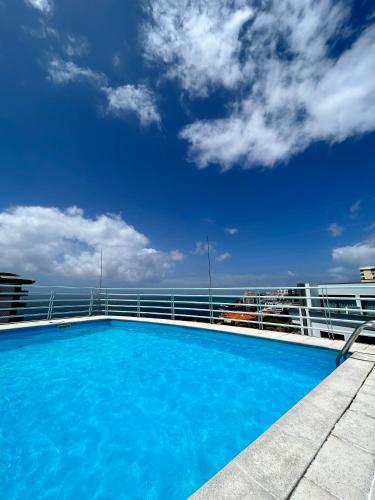 Lido Branca by Olá Madeira