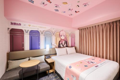 a hotel room with a bed and a chair at Villa Fontaine Grand Haneda Airport in Tokyo