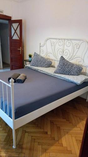 Llit o llits en una habitació de StayInn