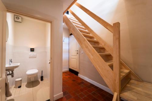 Koupelna v ubytování NEW! Unieke vakantiewoning in bosrijke omgeving