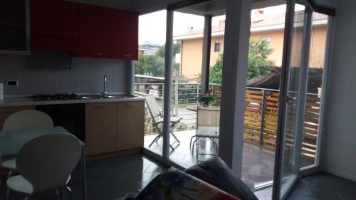 Η κουζίνα ή μικρή κουζίνα στο Peace apartment