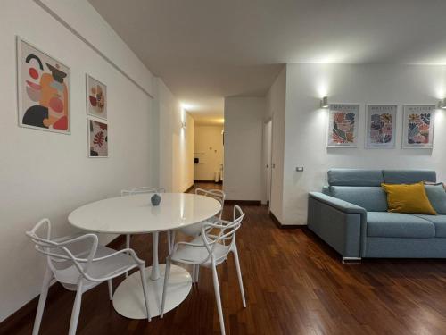 Papa's Apartment - A new flat in Portuense
