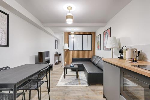 Sentier Historical Center V Saint-Denis Greneta