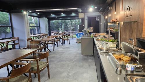 Еда / где поесть недалеко от апарт-отеля