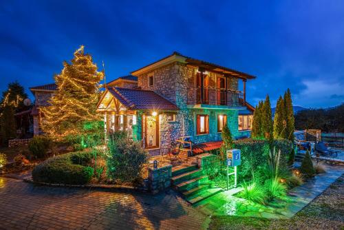 Arachova Mountain Villa