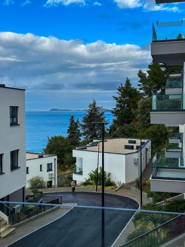 Sunset Residence Apartments