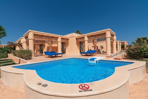Bazén v ubytování Sheraton Soma Bay Resort nebo v jeho okolí