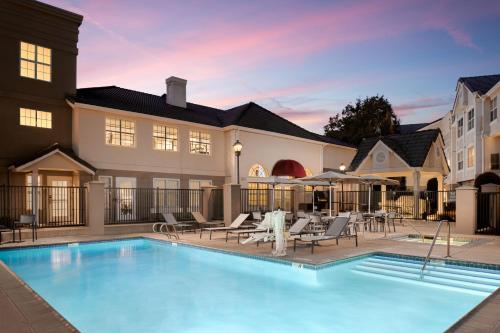 Πισίνα στο ή κοντά στο Residence Inn Pleasanton