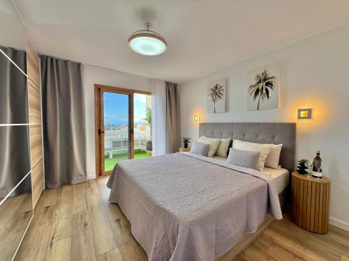 PaulMarie Apartment Lounge Ocean View