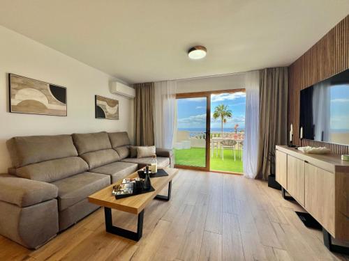 Lounge Ocean View Apartment in Costa Adeje