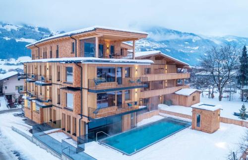 Appartement Zillertal Klee mit Restaurant KleemenTine