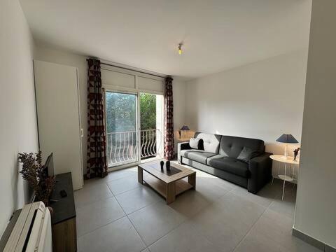 L'Olive, élégant studio en pleine nature