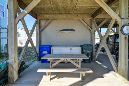 Fotografie z fotogalerie ubytování This'L Do - Oceanfront - Charming Upcycled Vintage Beach House v destinaci Thomas Landing