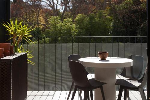 FLH Salitre Design with Botanic Garden View