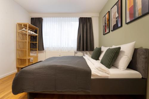 Postel nebo postele na pokoji v ubytování Schöne Apartments in Bad Honnef I home2share