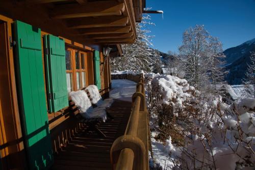 別荘から撮影された、または一般的な山の景色