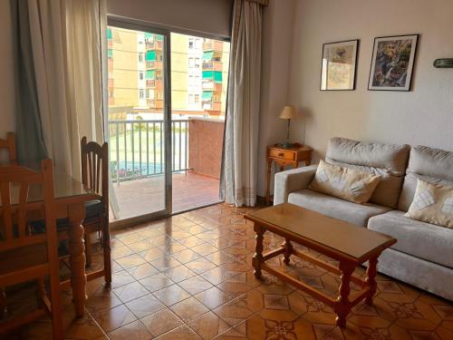 Almuñecar playa y piscina