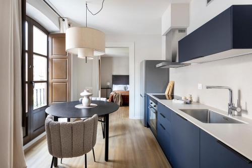 Serra house premium apartments