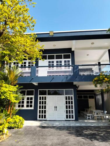 Photo de la galerie de l'établissement 110 แหลมสิงห์ โฮมสเตย์, à Ban Pak Nam