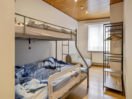 Postel nebo postele na pokoji v ubytování Apartment in Blankenberge near Sea Dyke