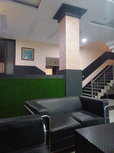 Fotografie z fotogalerie ubytování HoTEL CENTER POINT v destinaci Rudrapur
