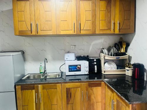Köök või kööginurk majutusasutuses Luanda City Hostel