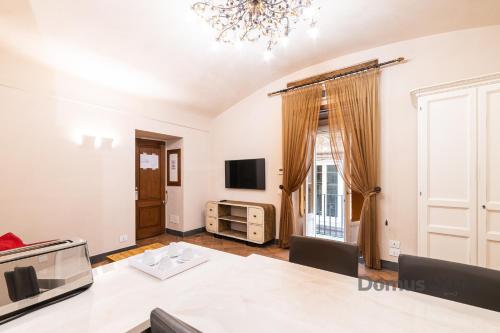 Piazza San Domenico Suite By DomusExtra