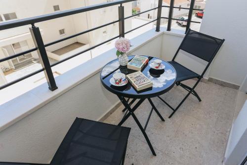 Makanan di atau berdekatan apartmen