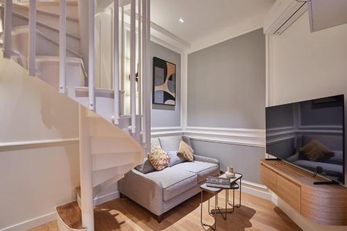 Sublim 1BDR AC Arc de Triomphe Champs Elysees by Studio Prestige