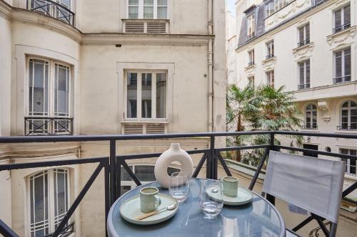 Sublim 1BDR AC Arc de Triomphe Champs Elysees by Studio Prestige