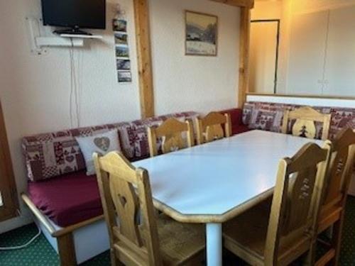 Appartement spacieux près des pistes avec balcon