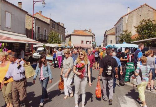Photo de la galerie de l'établissement Maison de Reves in Piéguts Pluviers, à Piégut-Pluviers
