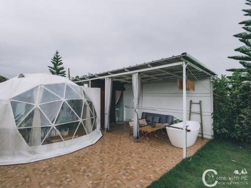 B&Bが所在する建物
