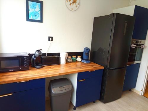 Dapur atau dapur kecil di Excalibur - 4 Chambres - Puydufou - proche gare