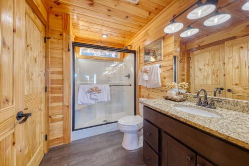 Million Dollar Views with Hot Tub and Pool Near Dollywood photo 17