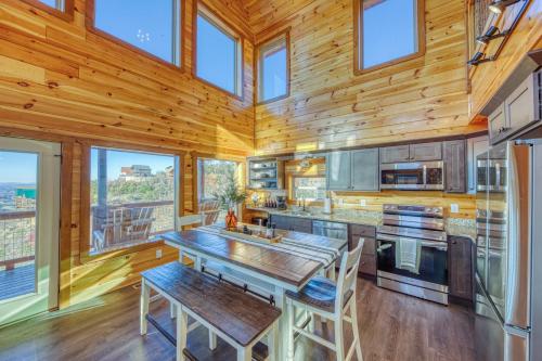 Million Dollar Views with Hot Tub and Pool Near Dollywood photo 42