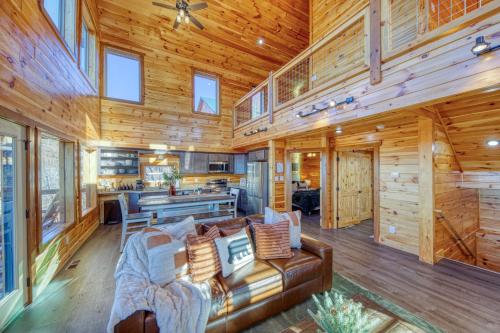 Million Dollar Views with Hot Tub and Pool Near Dollywood photo 41
