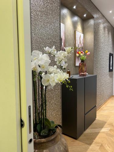 Luxury Gold Apartment