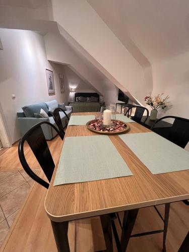 Coin salon dans l'établissement Central, Cozy & Stylish Apartment with Views
