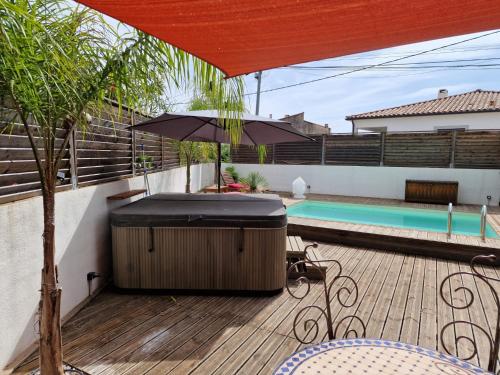 Foto dalla galleria di Maison avec SPA et PISCINE 2 chambres ad Ajaccio