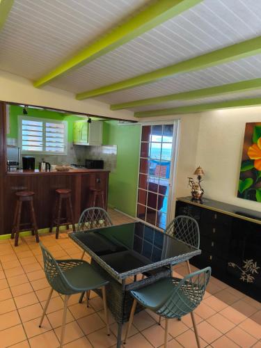 Køkken eller tekøkken på Concept Kreyol